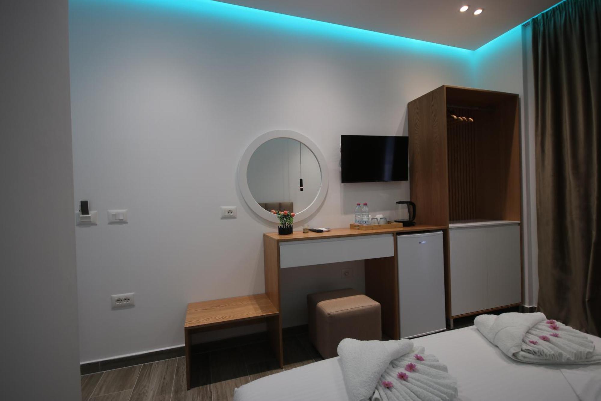 Klea Rooms Himare Exterior photo