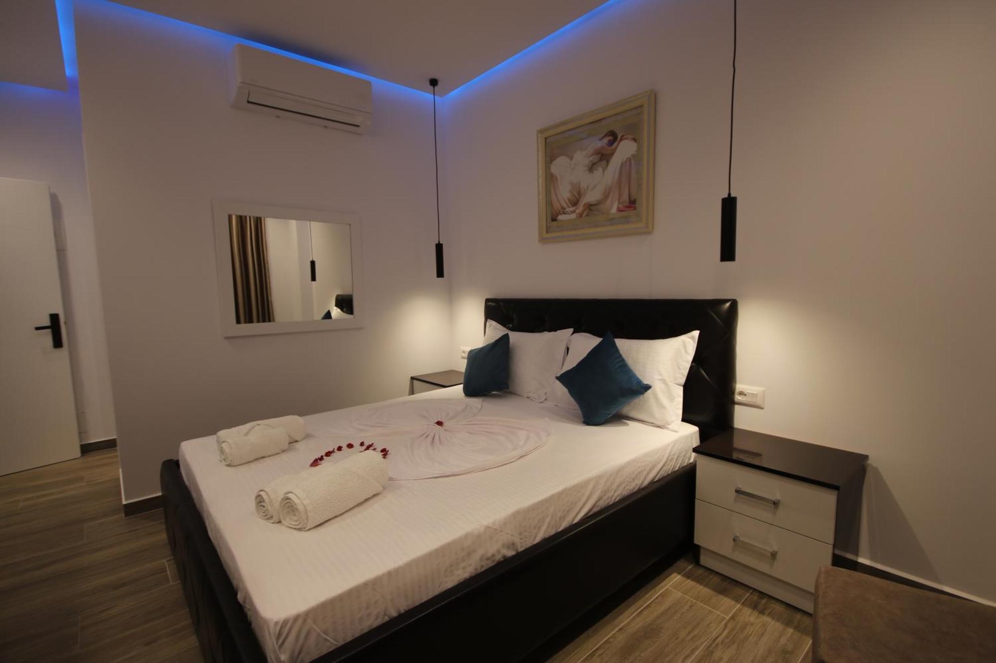 Klea Rooms Himare Exterior photo